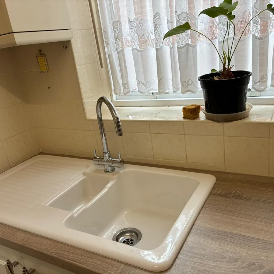 Cleaned kitchen sink
